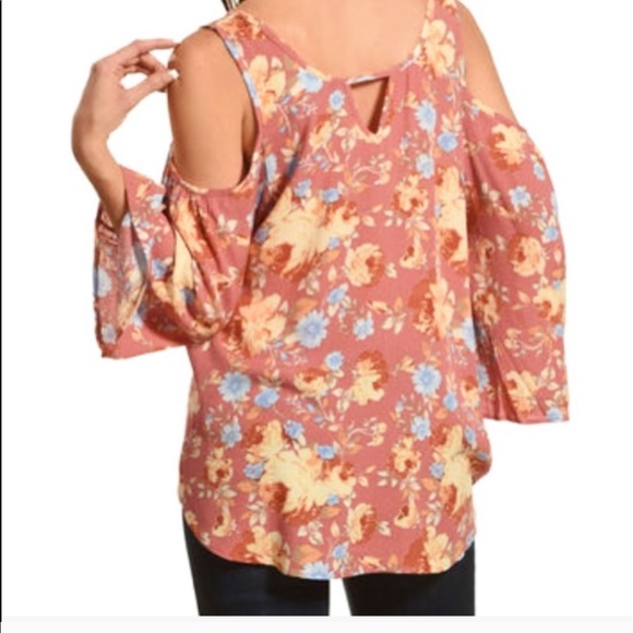 IVORY LOVE PEACH FLORAL COLD SHOULDER TOP - Picture 7 of 7